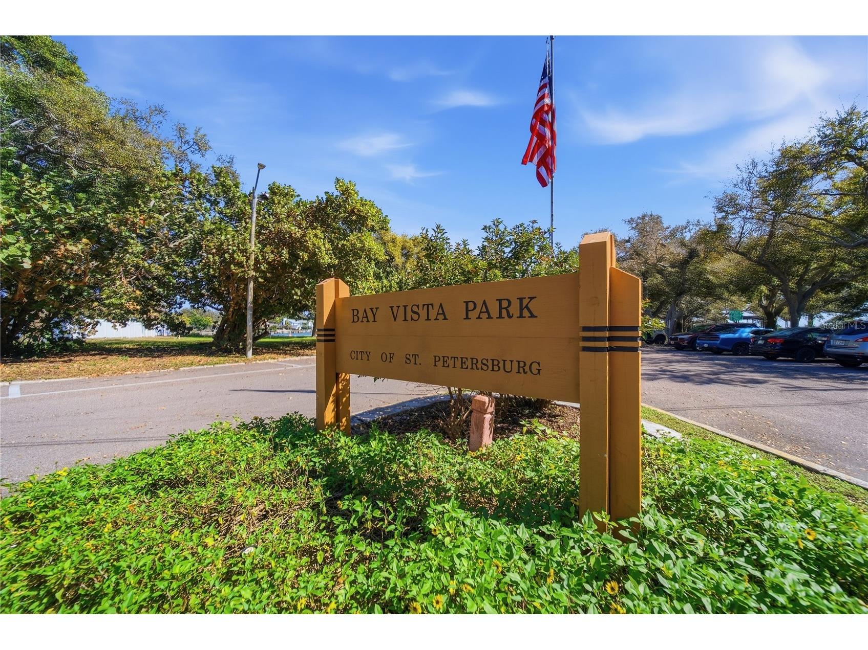 718 Bay Vista Boulevard S Saint Petersburg FL 33705 TB8478722 image36