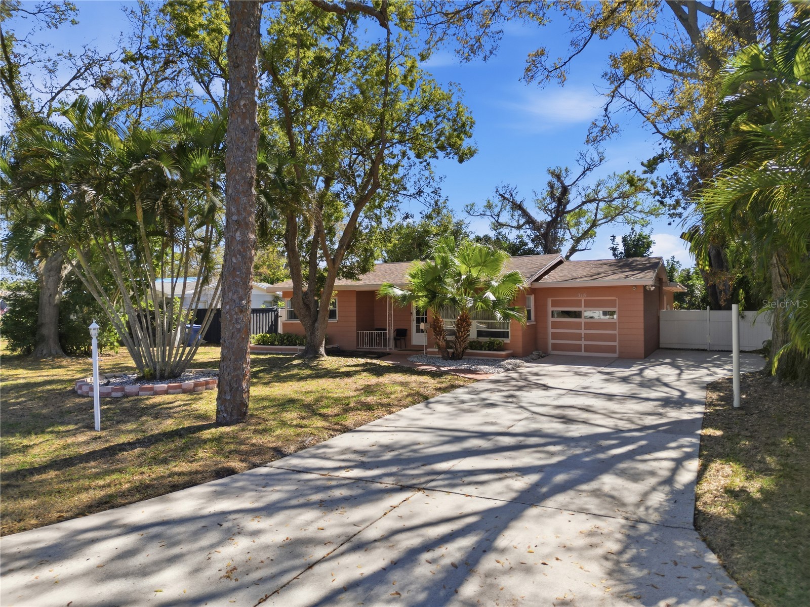 718 Bay Vista Boulevard S Saint Petersburg FL 33705 TB8478722 image5