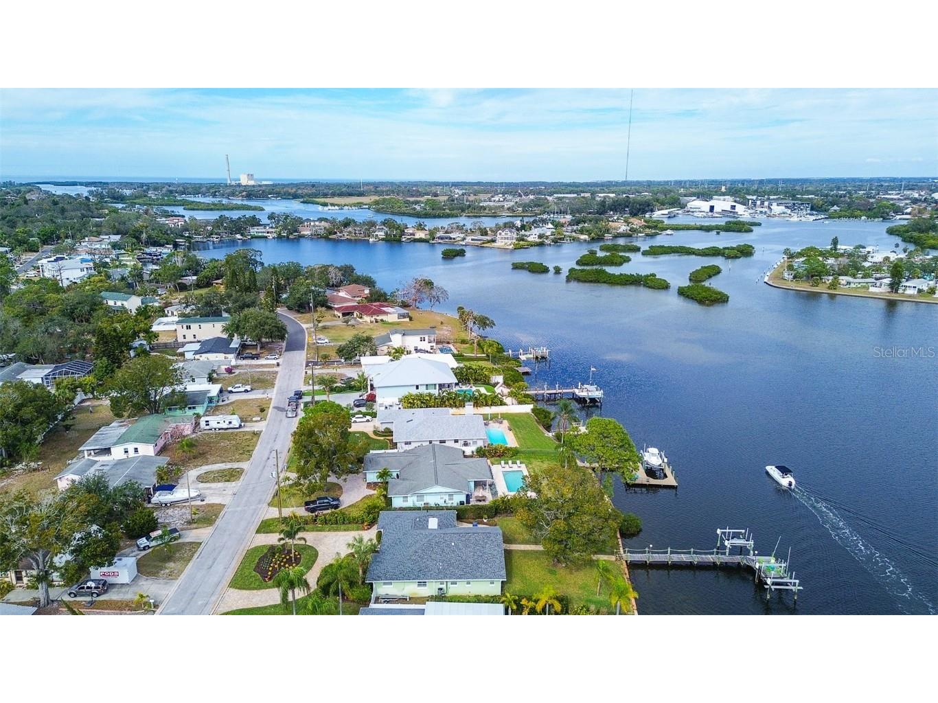 718 Bayshore Drive Tarpon Springs FL 34689 W7881762 image5