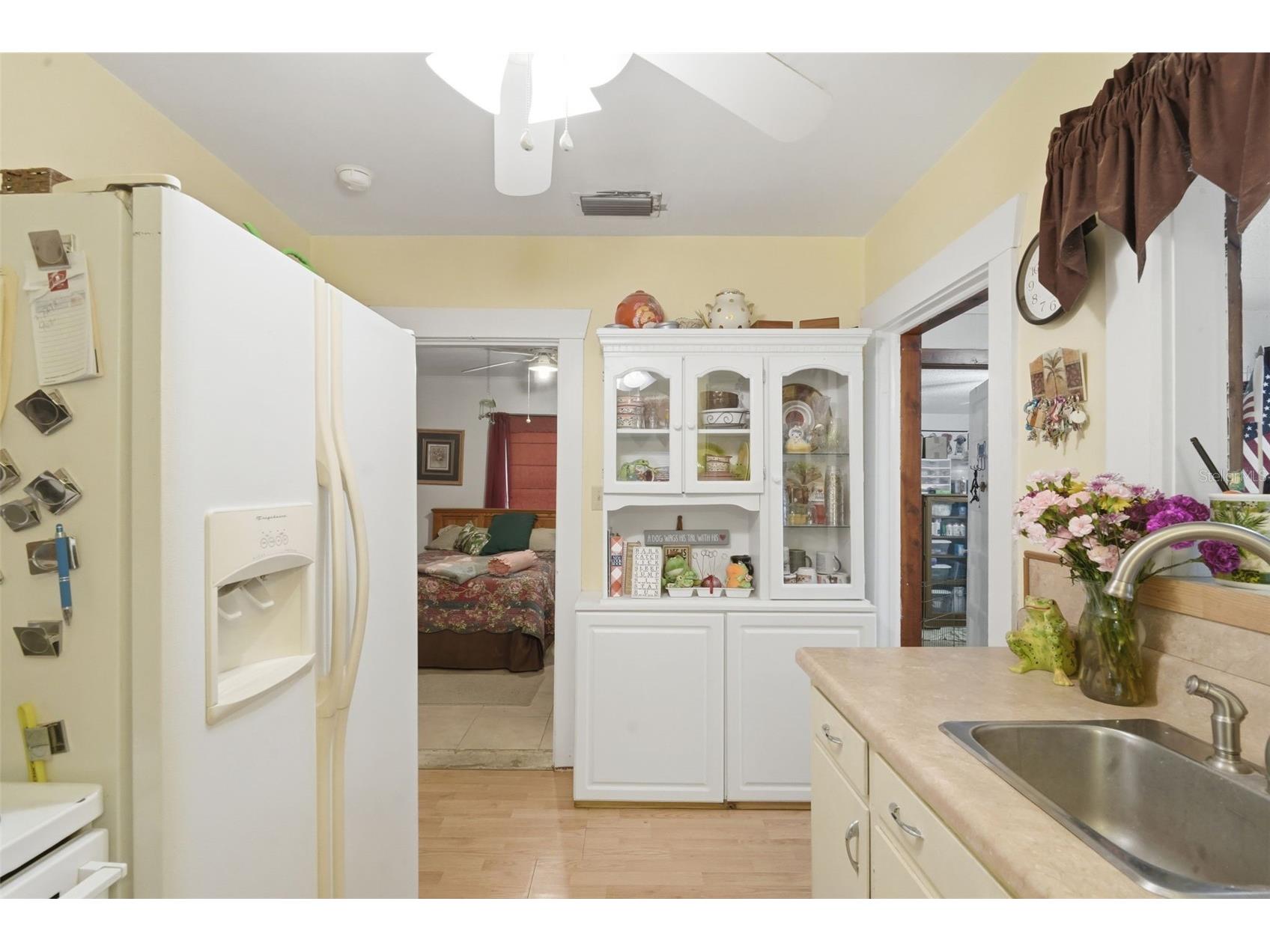 718 E New York Avenue Deland FL 32724 V4949160 image10