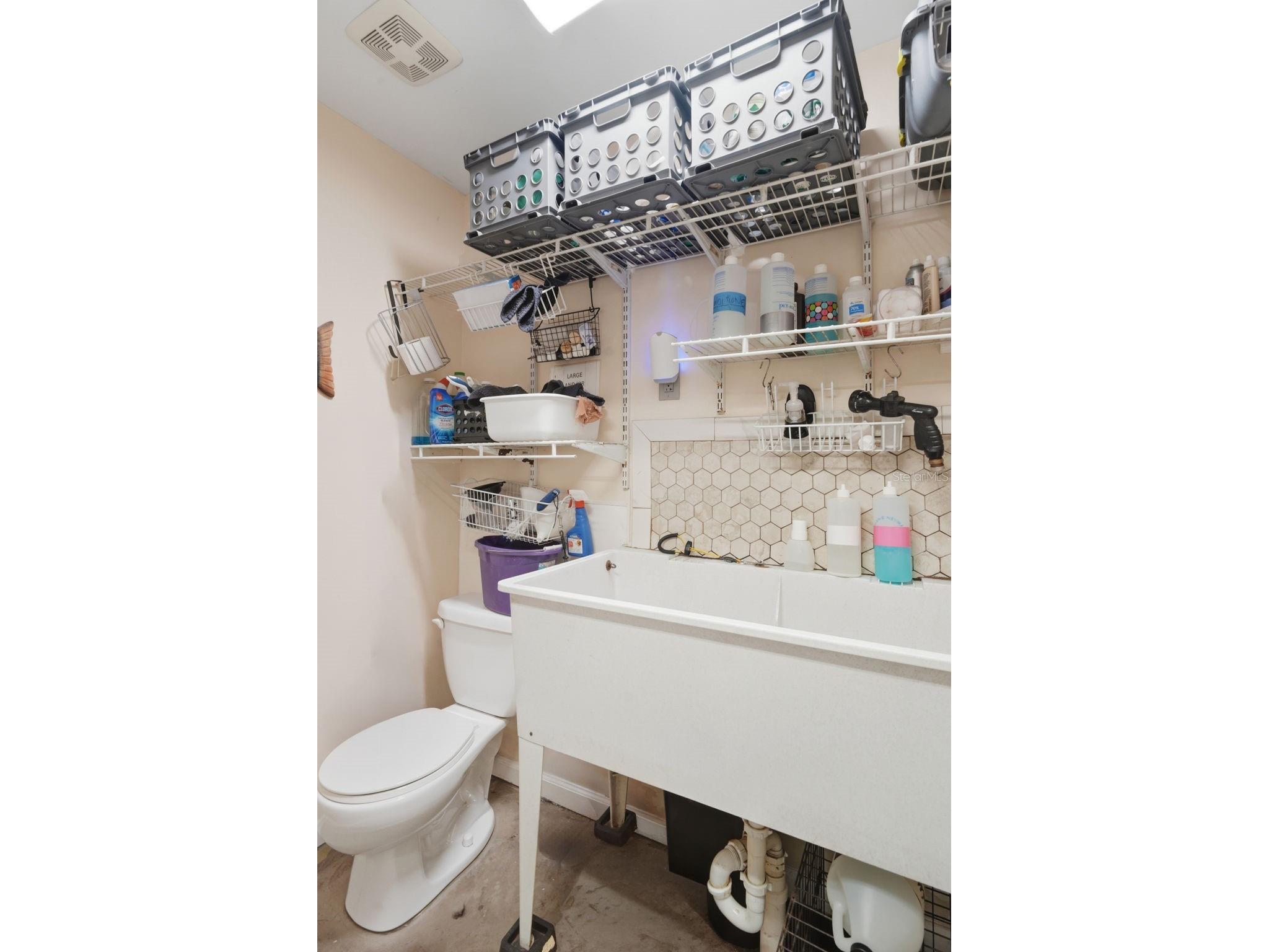 718 E New York Avenue Deland FL 32724 V4949160 image24