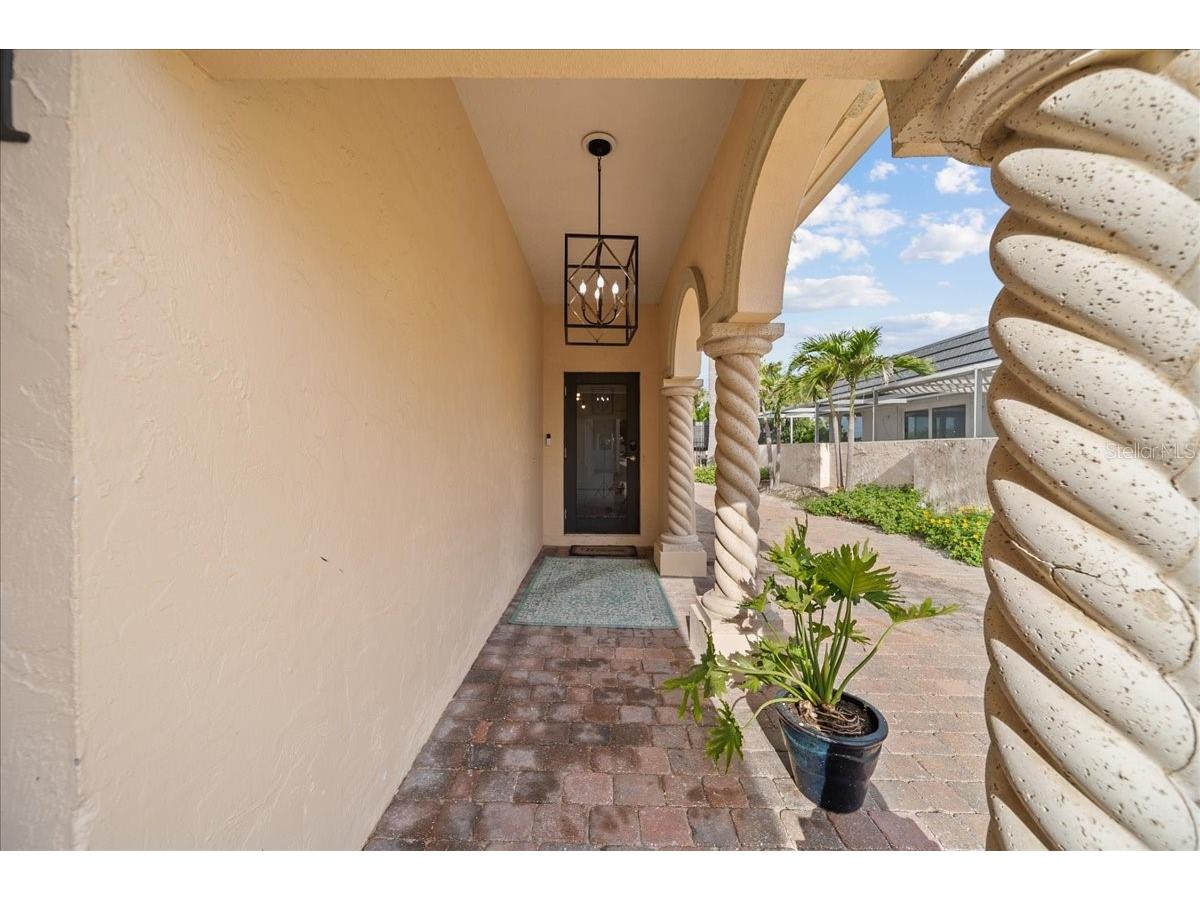 718 Golden Beach Boulevard #1 Venice FL 34285 A4665814 image4