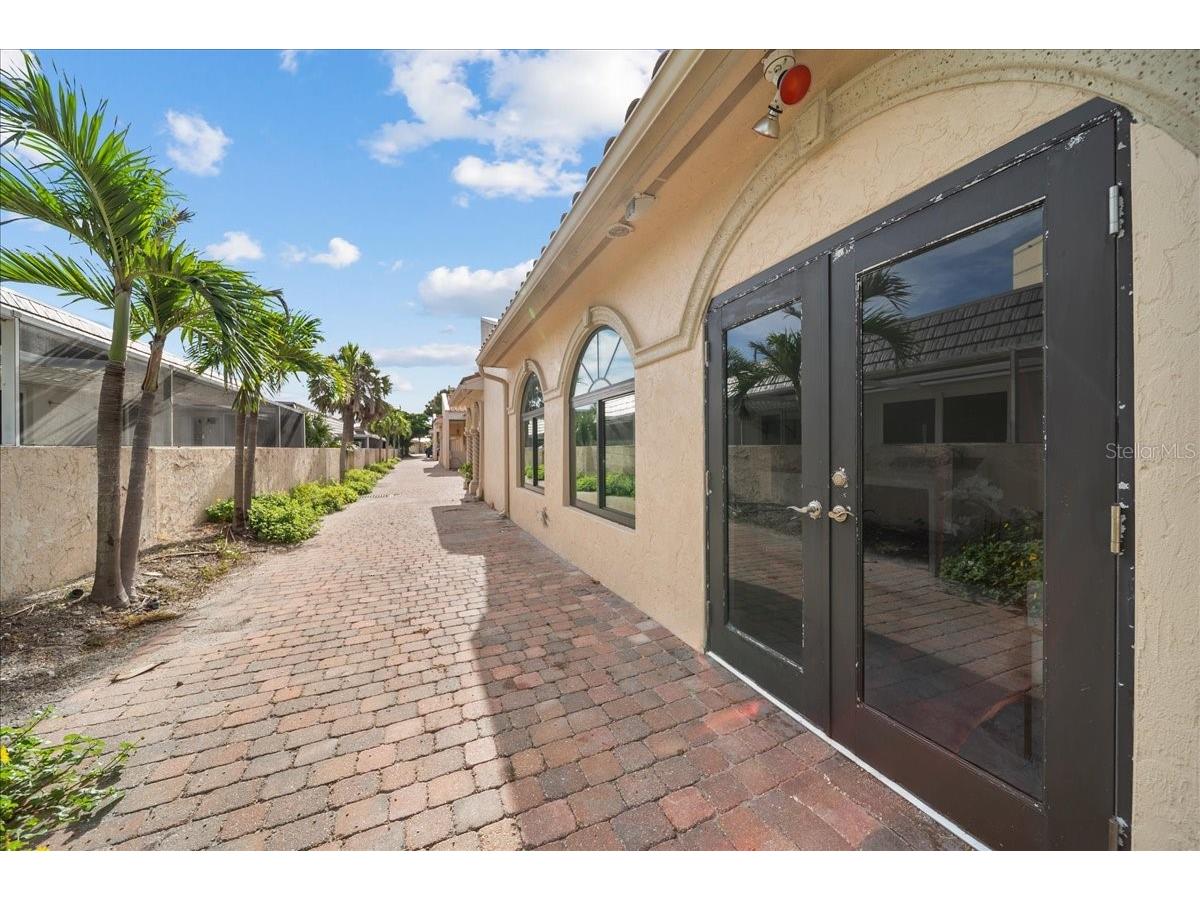 718 Golden Beach Boulevard #1 Venice FL 34285 A4665814 image43