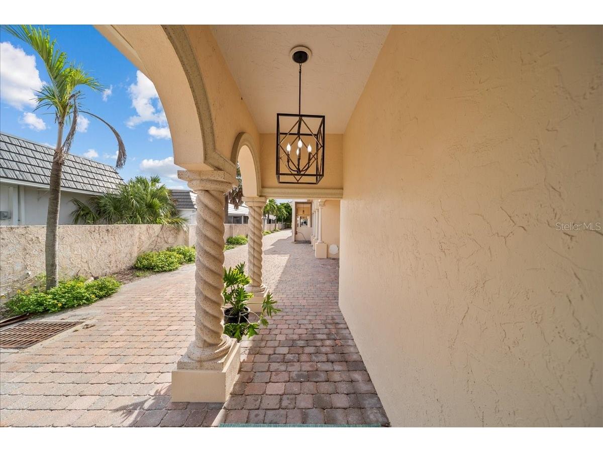 718 Golden Beach Boulevard #1 Venice FL 34285 A4665814 image5