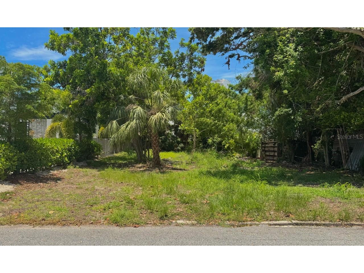 718 Hudson Avenue Sarasota FL 34236 A4655907 image1