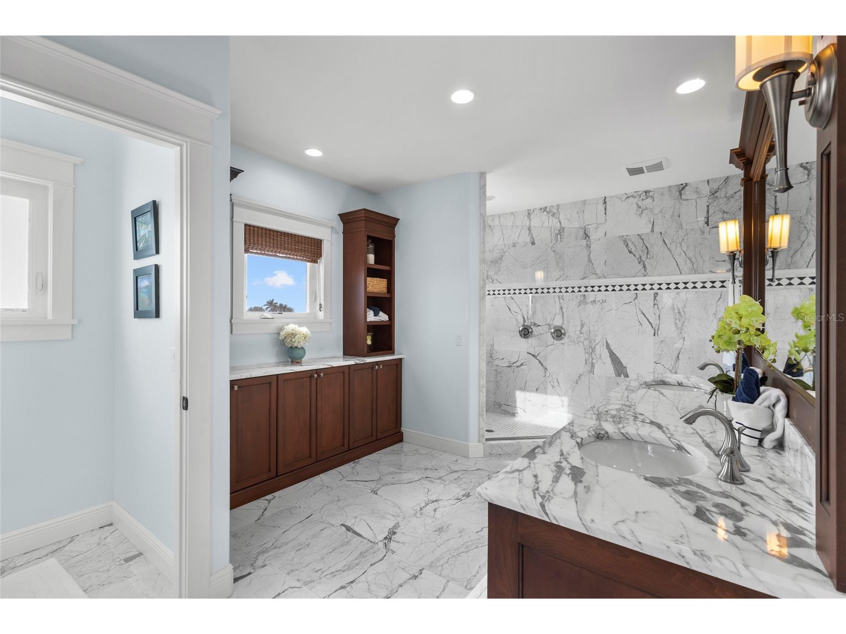 718 Key Royale Drive Holmes Beach FL 34217 A4672783 image46