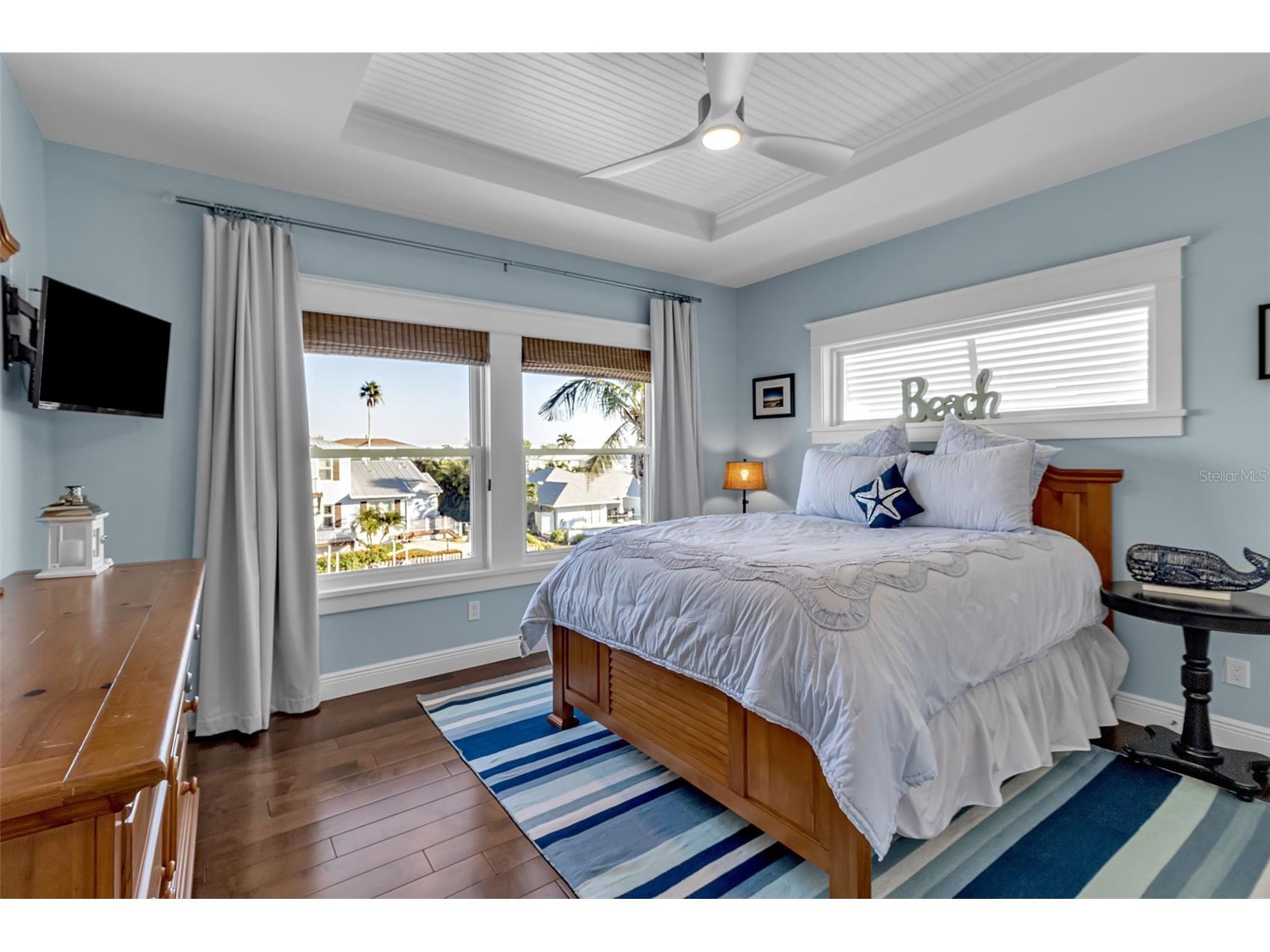 718 Key Royale Drive Holmes Beach FL 34217 A4672783 image48