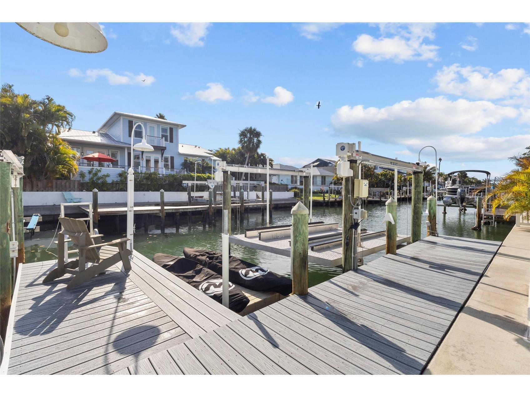 718 Key Royale Drive Holmes Beach FL 34217 A4672783 image77