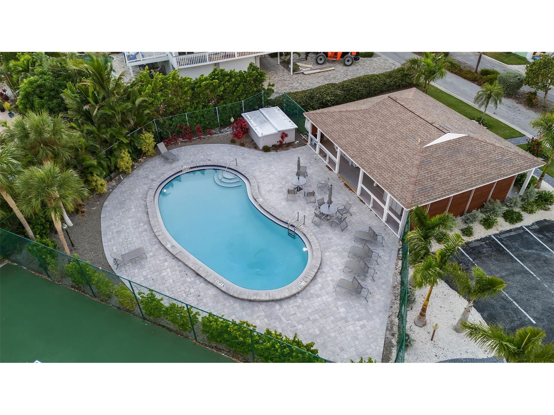 718 Key Royale Drive Holmes Beach FL 34217 A4672783 image79