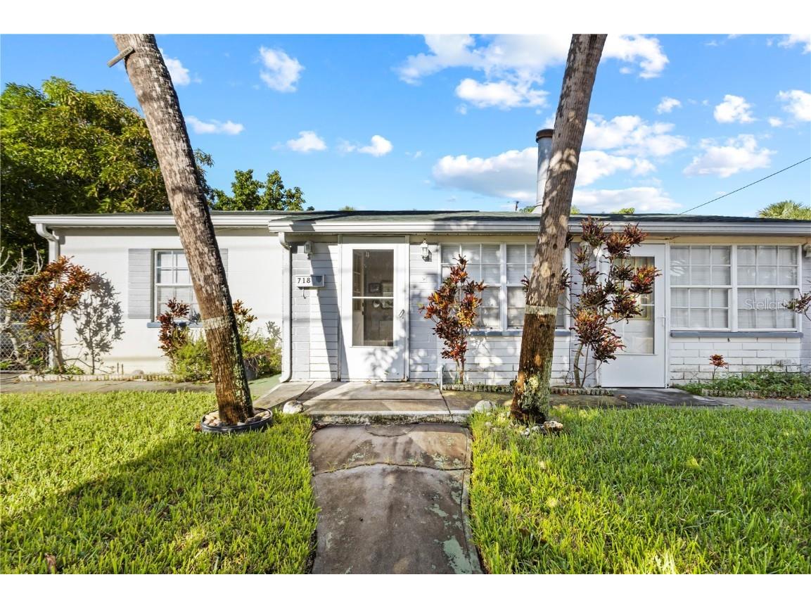 718 Mandalay Avenue Clearwater Beach FL 33767 U8178526 image1