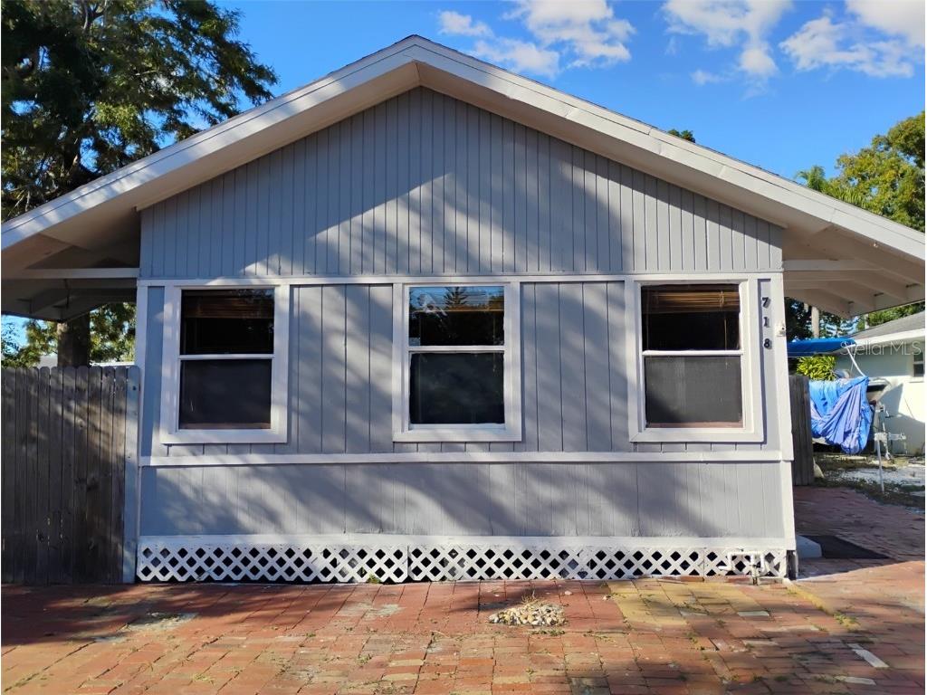 718 New York Street Clearwater FL 33756 O6271468 image1