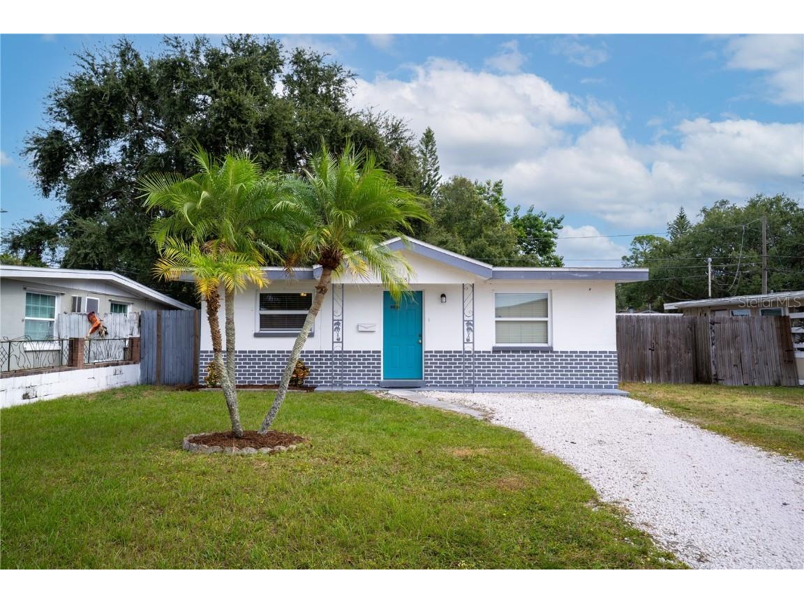718 Northmoor Avenue N Saint Petersburg FL 33702 TB8446270 image2