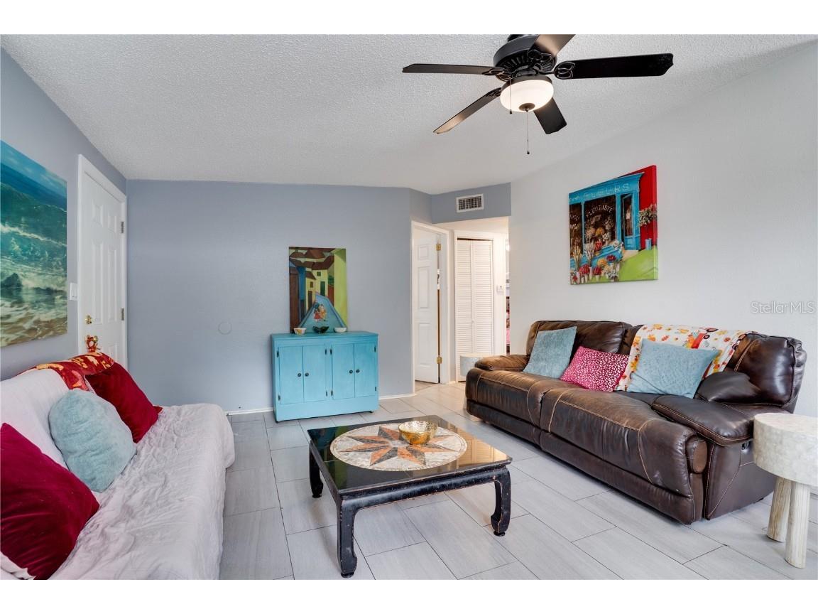 718 Northmoor Avenue N Saint Petersburg FL 33702 TB8446270 image5