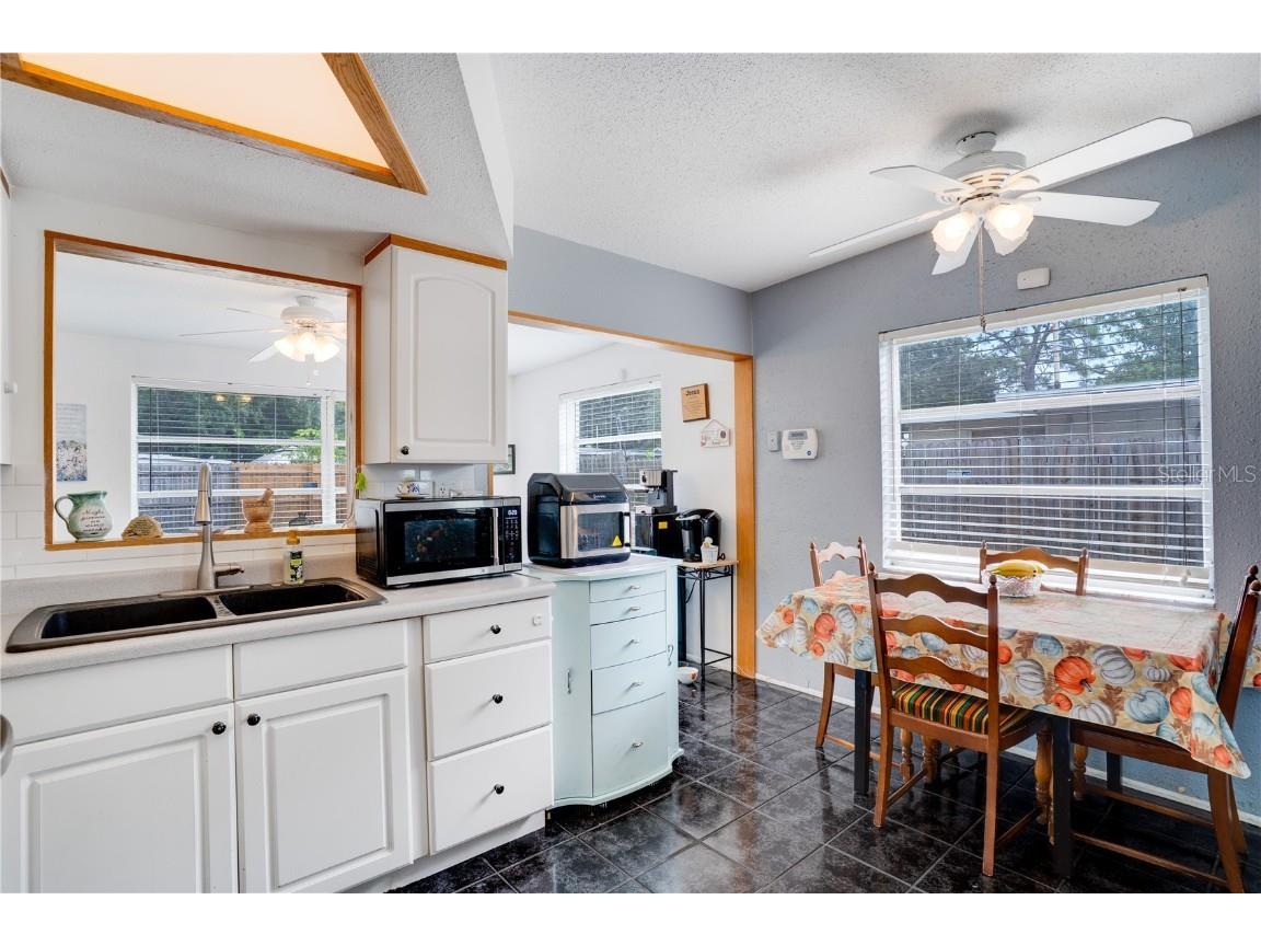 718 Northmoor Avenue N Saint Petersburg FL 33702 TB8446270 image9