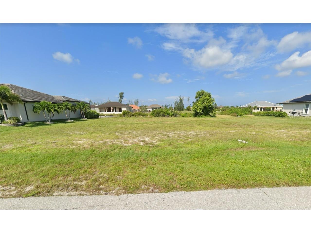 718 NW 38th Place Cape Coral FL 33993 - WATERMELON CANAL A4595795 image3