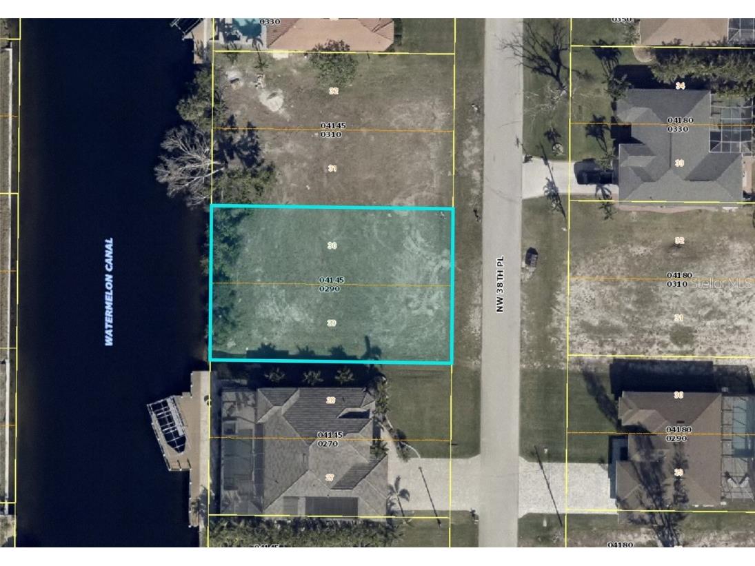 718 NW 38th Place Cape Coral FL 33993 - WATERMELON CANAL A4595795 image4