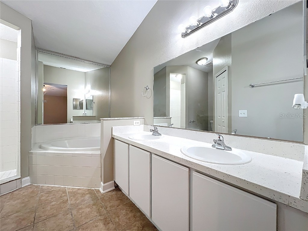 718 Palmera Street Orlando FL 32811 C7513099 image24