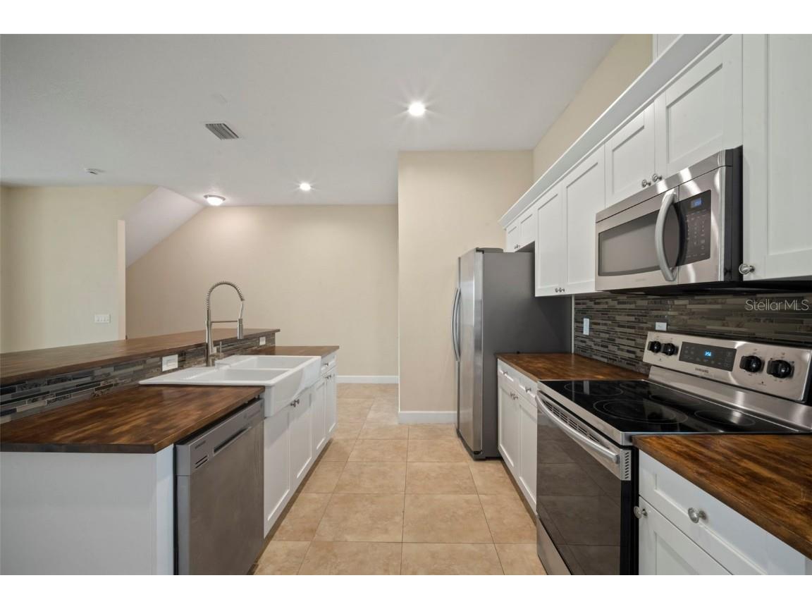 718 S 22nd Street Tampa FL 33605 TB8424424 image11