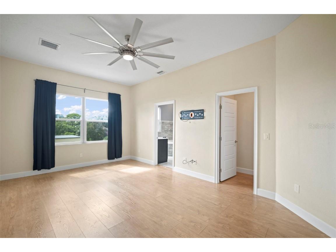 718 S 22nd Street Tampa FL 33605 TB8424424 image12