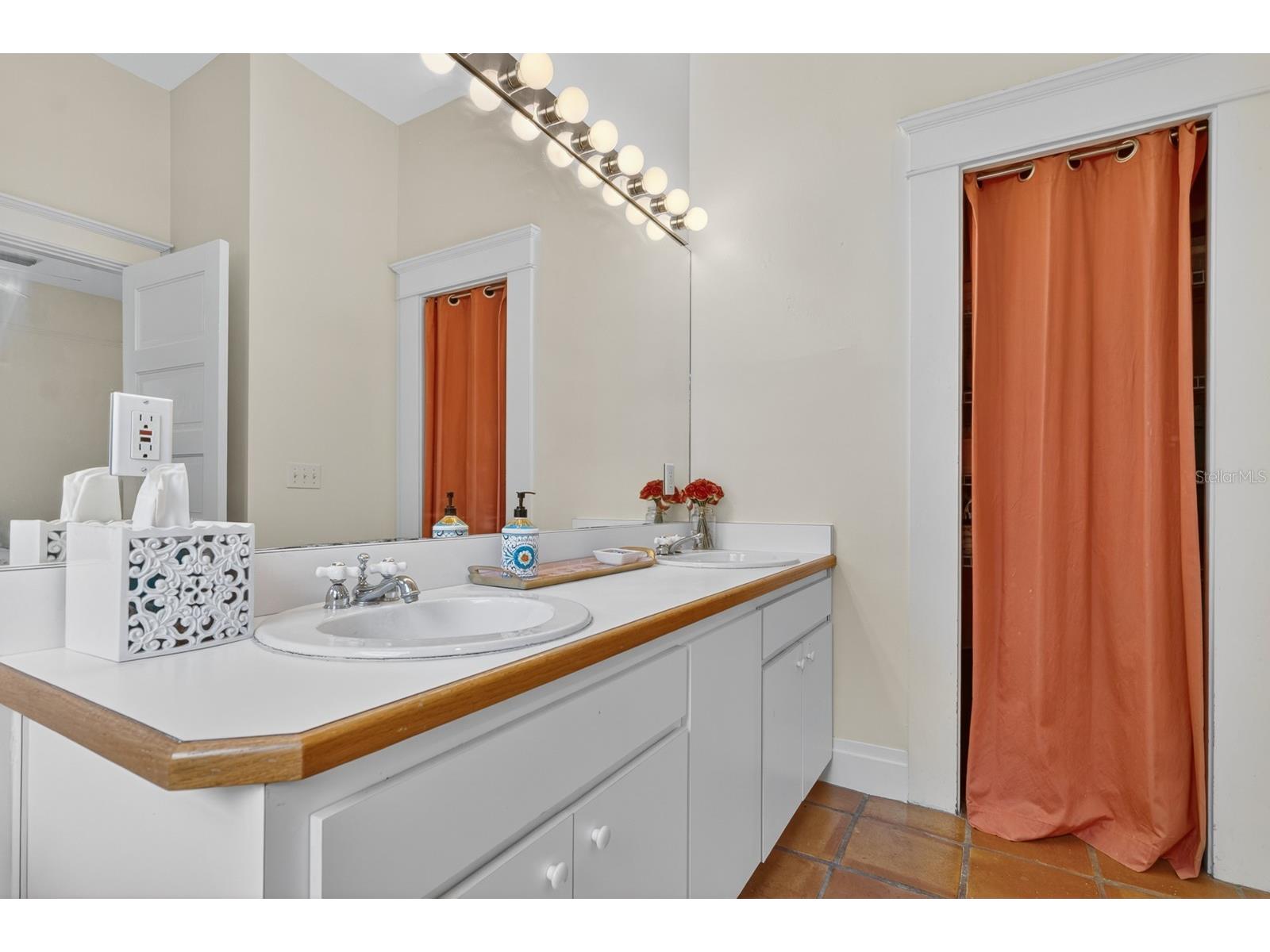 718 S Boulevard Tampa FL 33606 TB8494267 image37