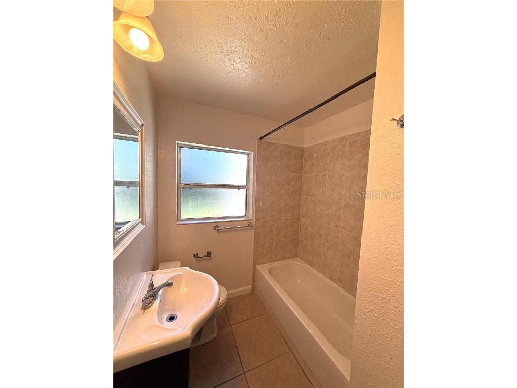 718 SE 36th Avenue Ocala FL 34471 OM714434 image11