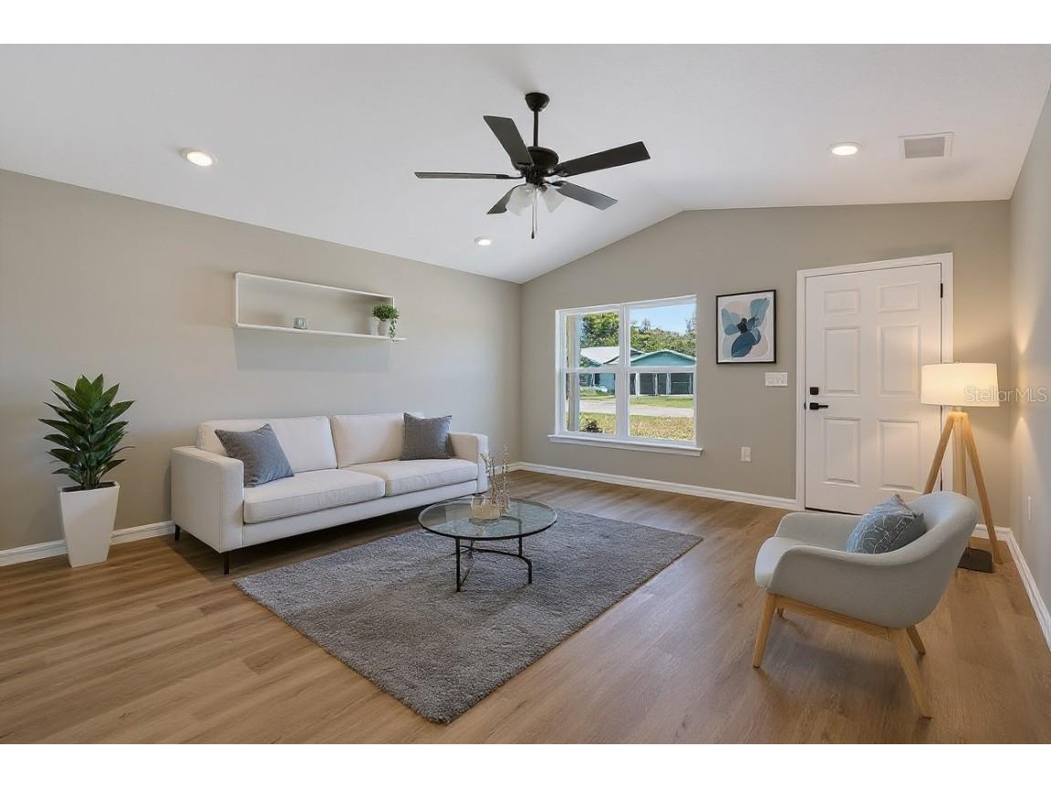 718 Seminole Avenue S Fort Meade FL 33841 L4956702 image2