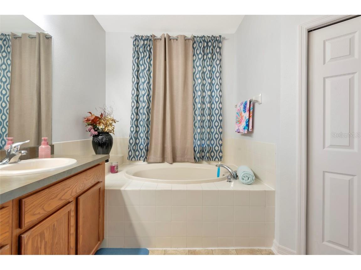 718 Tanana Fall Drive Ruskin FL 33570 A4644527 image30