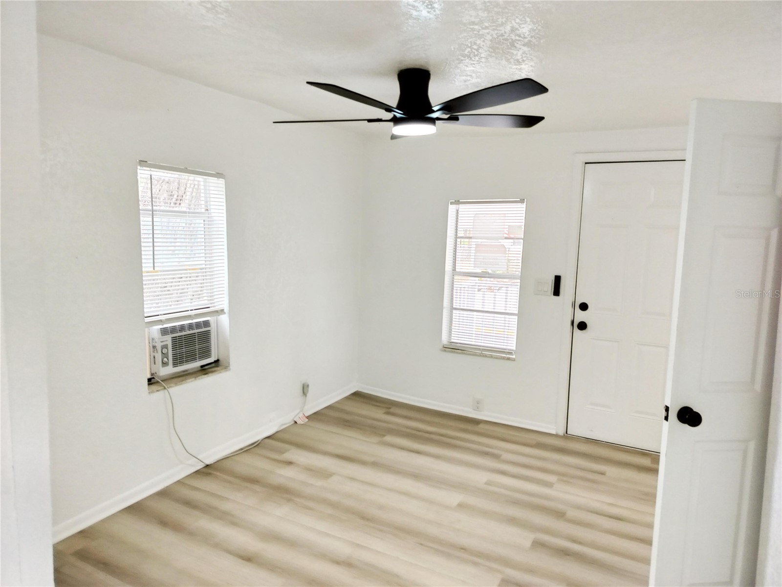 718 W 5th Street Lakeland FL 33805 TB8521447 image2