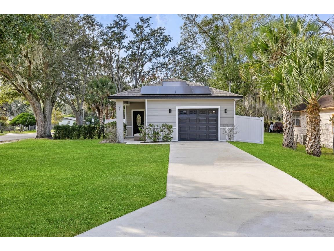 718 Willow Avenue Sanford FL 32771 O6363310 image1