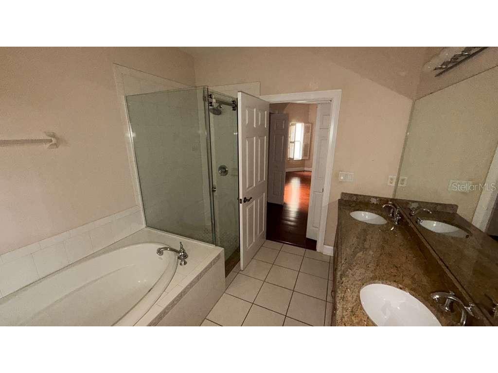 7181 Regina Way Orlando FL 32819 O6389884 image10