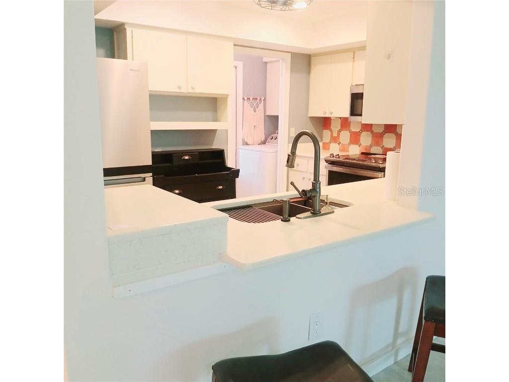 7183 Wood Creek Drive #9 Sarasota FL 34231 A4643919 image12