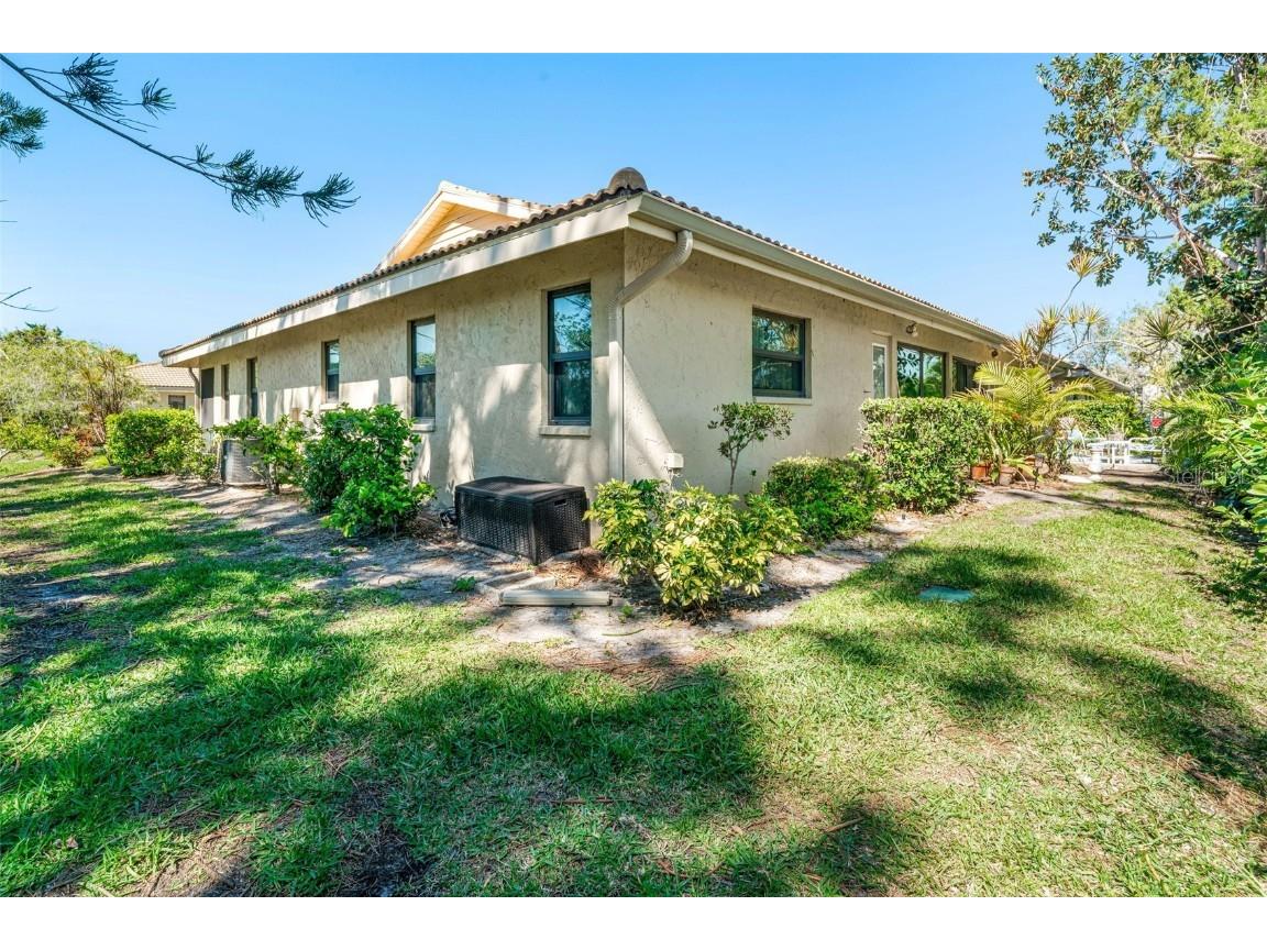 7183 Wood Creek Drive #9 Sarasota FL 34231 A4643919 image25
