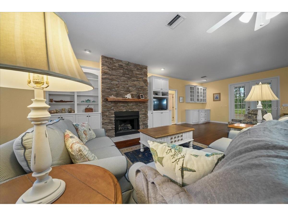 7184 NW 8th Place Ocala FL 34482 OM720343 image40