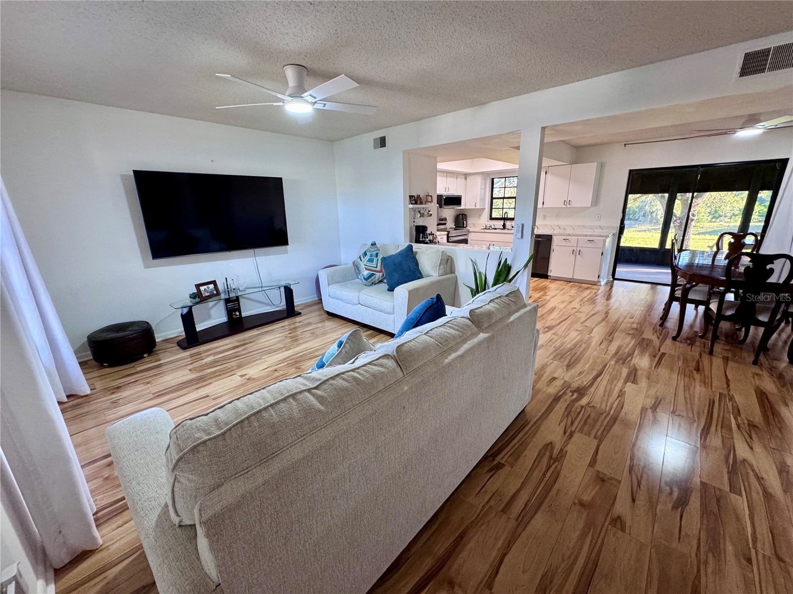 7186 Lexington Circle Brooksville FL 34602 TB8502991 image2