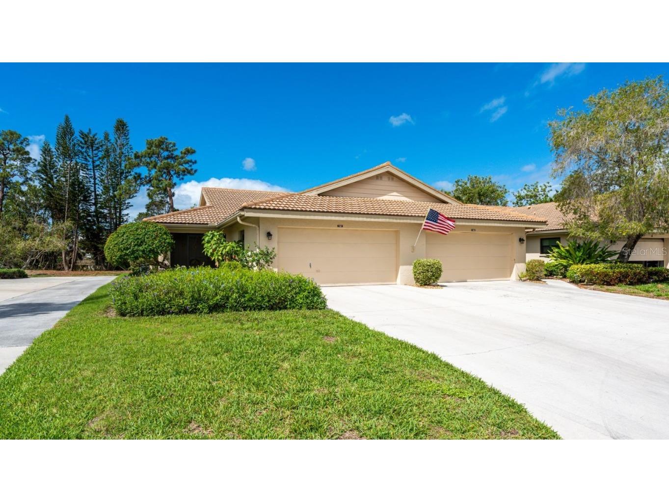7187 Wood Creek Drive #10 Sarasota FL 34231 O6104783 image1
