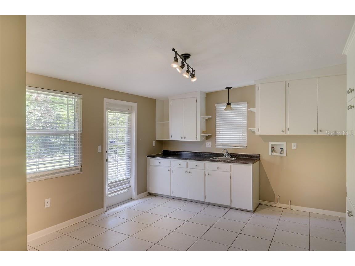 719 32nd Avenue W Palmetto FL 34221 A4654347 image20