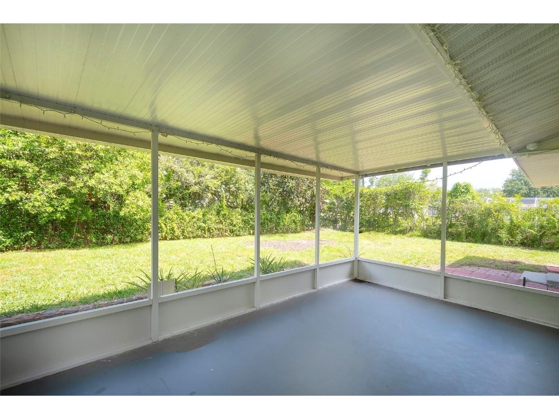 719 32nd Avenue W Palmetto FL 34221 A4654347 image23