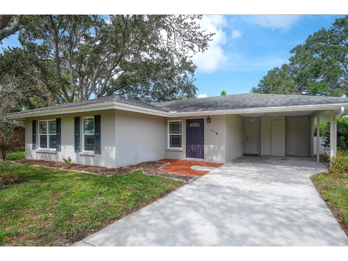 719 32nd Avenue W Palmetto FL 34221 A4654347 image3