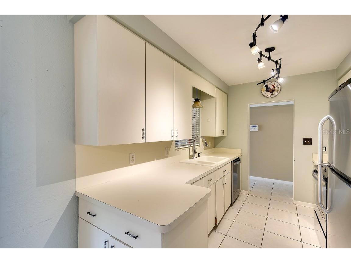 719 32nd Avenue W Palmetto FL 34221 A4654347 image8