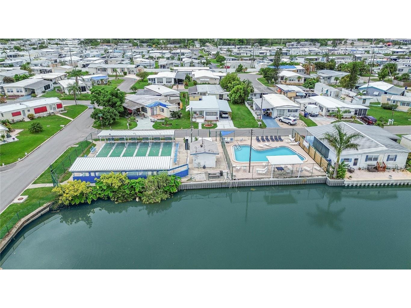 719 50th Avenue Terrace W Bradenton FL 34207 A4657649 image16