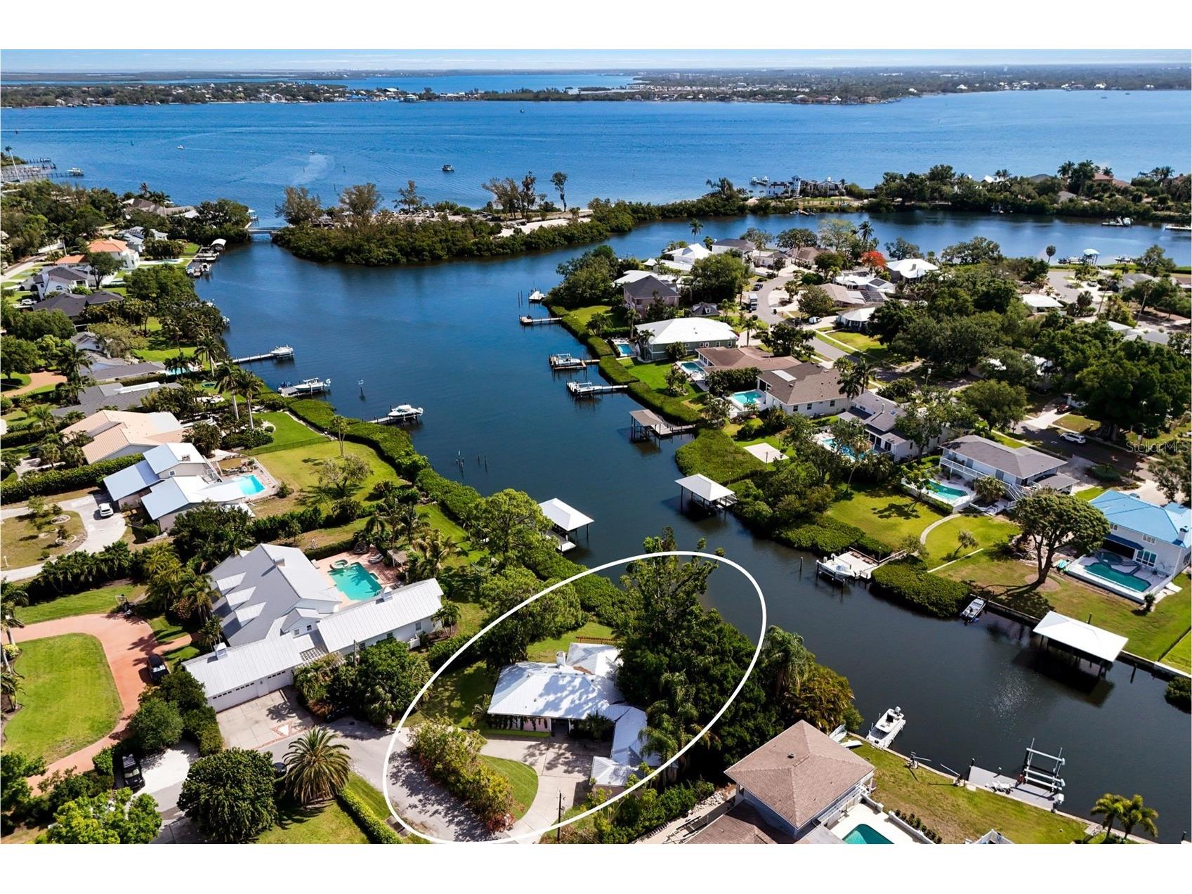 719 58th Street NW Bradenton FL 34209 - WARNERS EAST BAYOU A4692414 image2