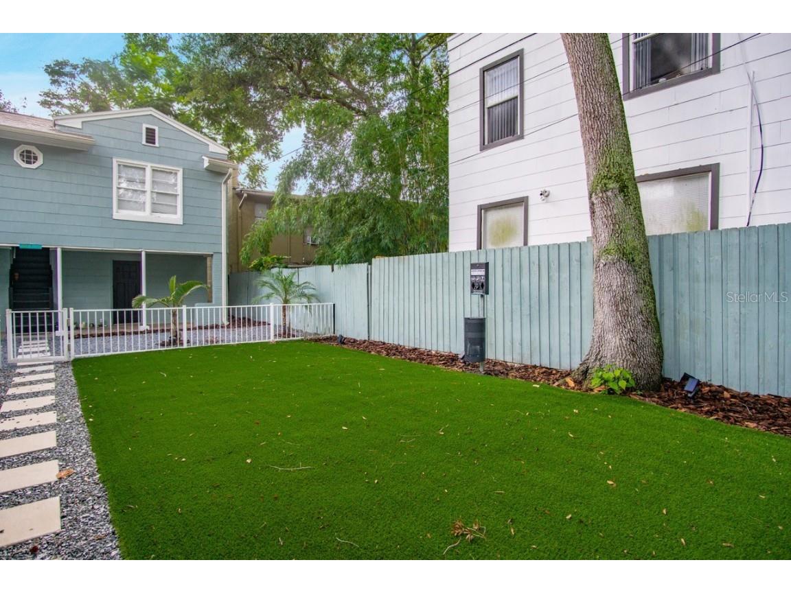 719 8th Street N Saint Petersburg FL 33701 TB8421754 image9