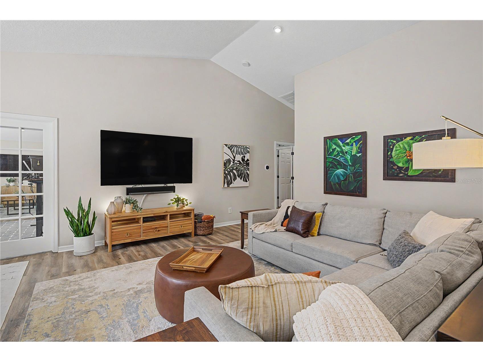 719 92nd Avenue N Saint Petersburg FL 33702 TB8521025 image10