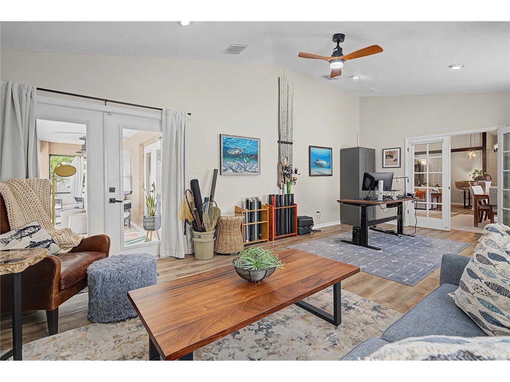 719 92nd Avenue N Saint Petersburg FL 33702 TB8521025 image23