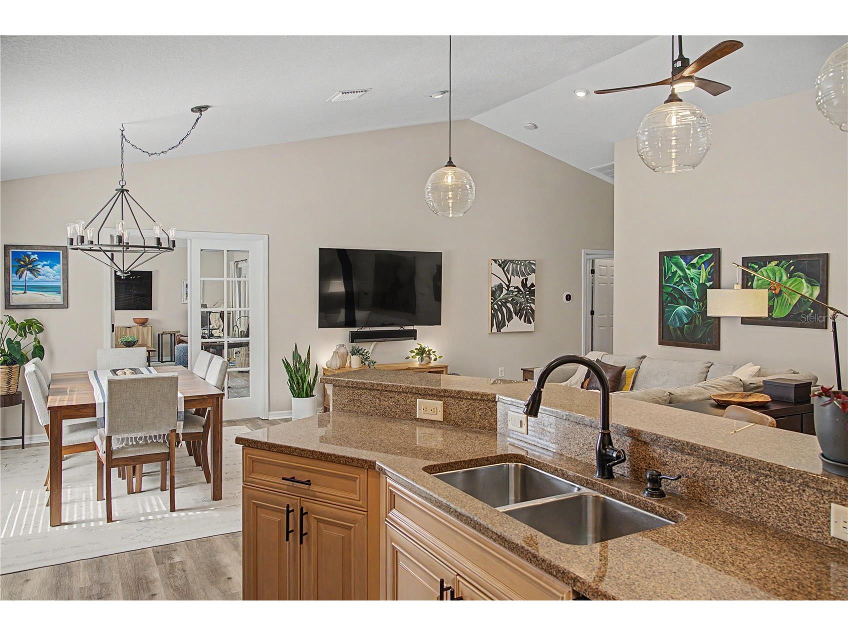 719 92nd Avenue N Saint Petersburg FL 33702 TB8521025 image27