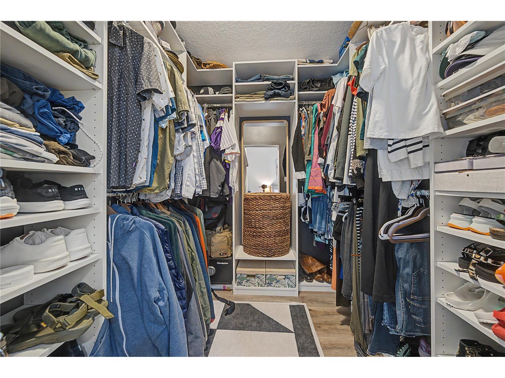 719 92nd Avenue N Saint Petersburg FL 33702 TB8521025 image39