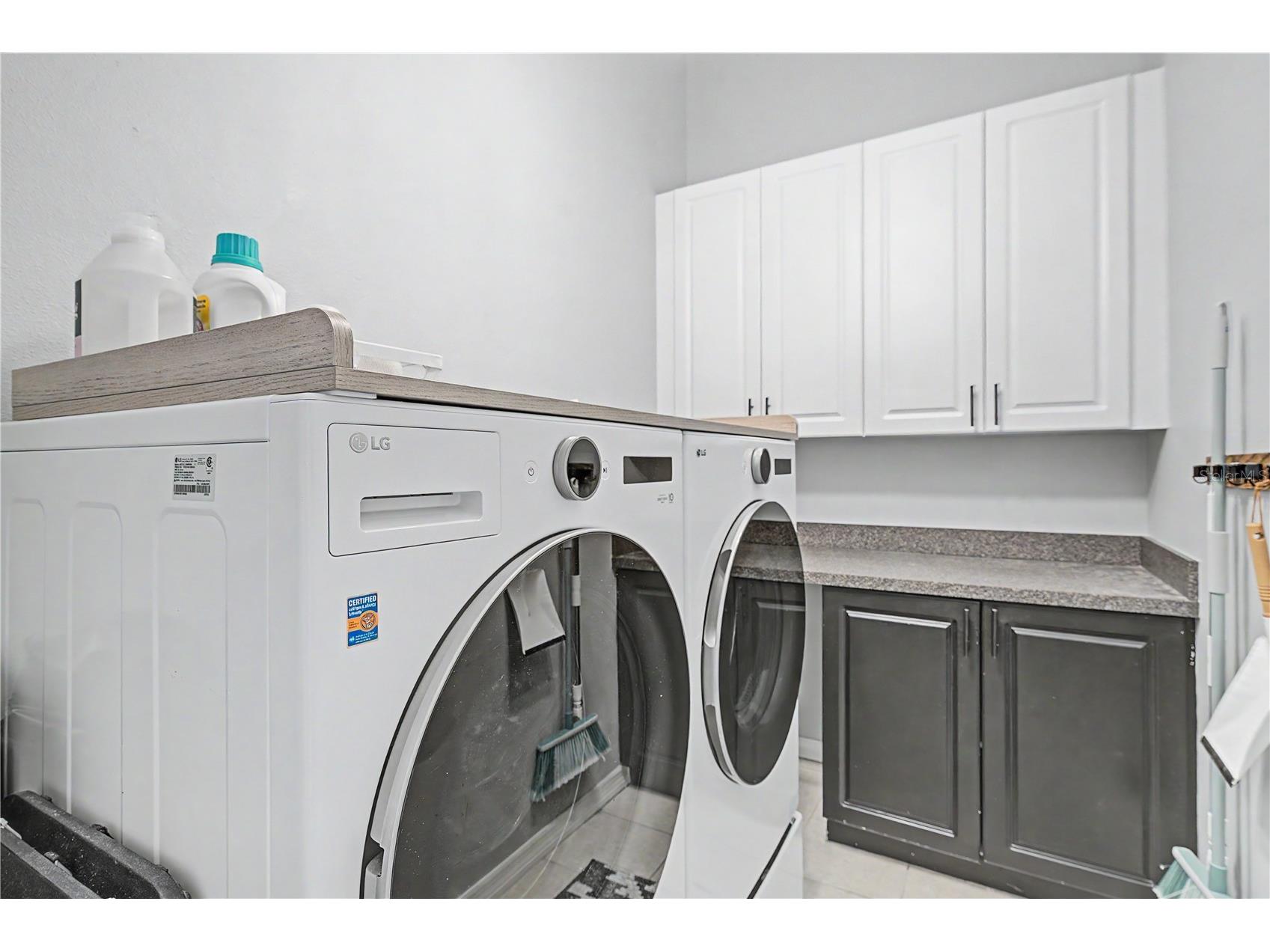 719 92nd Avenue N Saint Petersburg FL 33702 TB8521025 image43