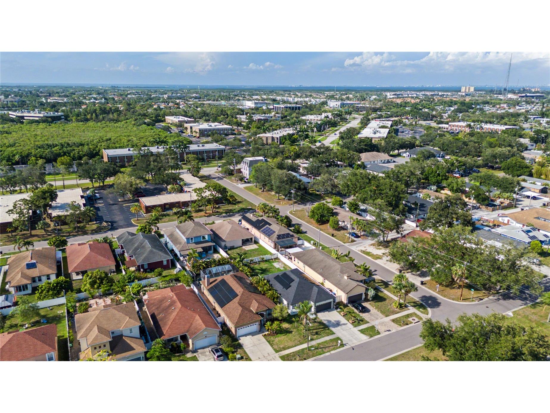 719 92nd Avenue N Saint Petersburg FL 33702 TB8521025 image60