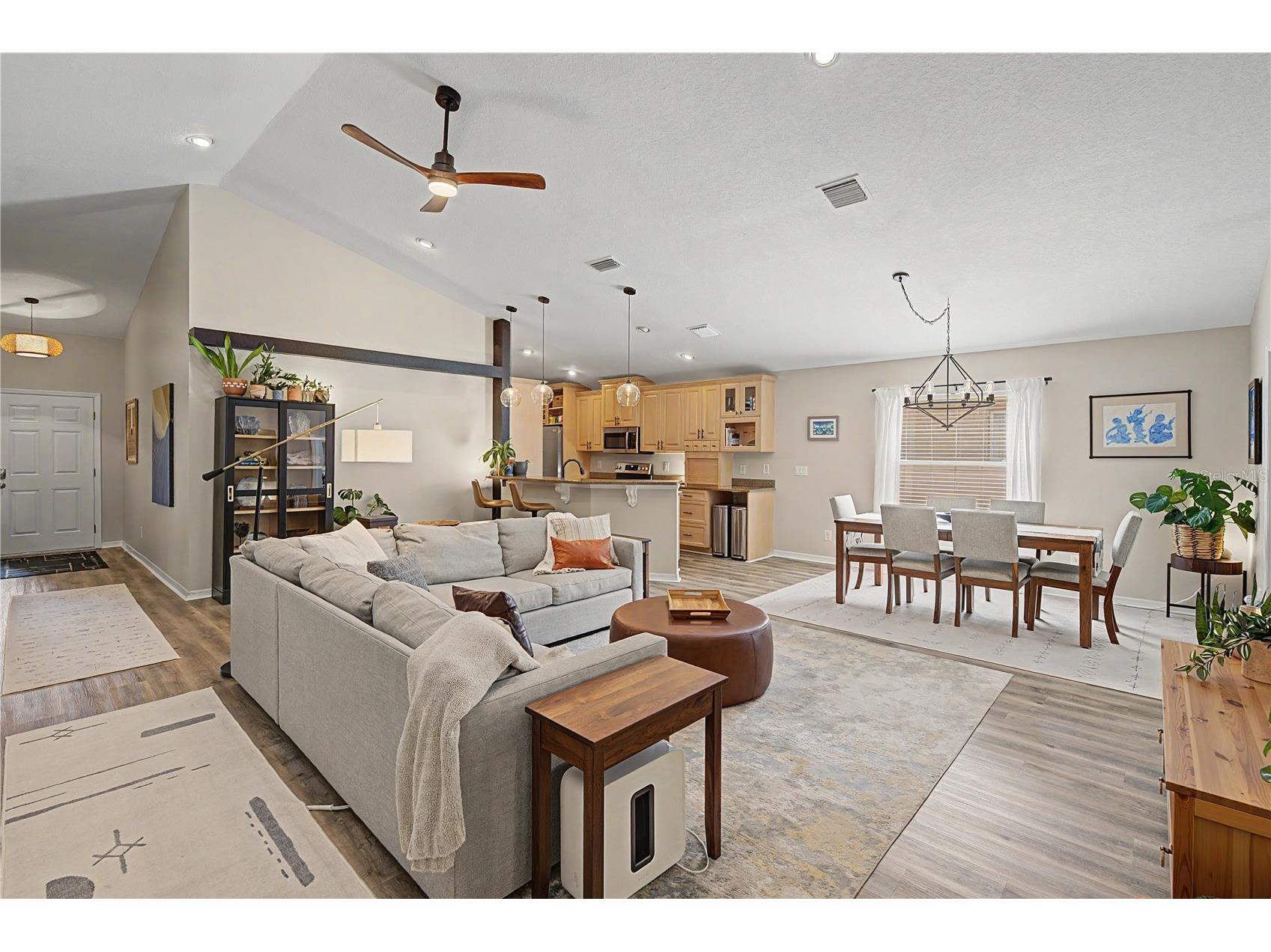 719 92nd Avenue N Saint Petersburg FL 33702 TB8521025 image7
