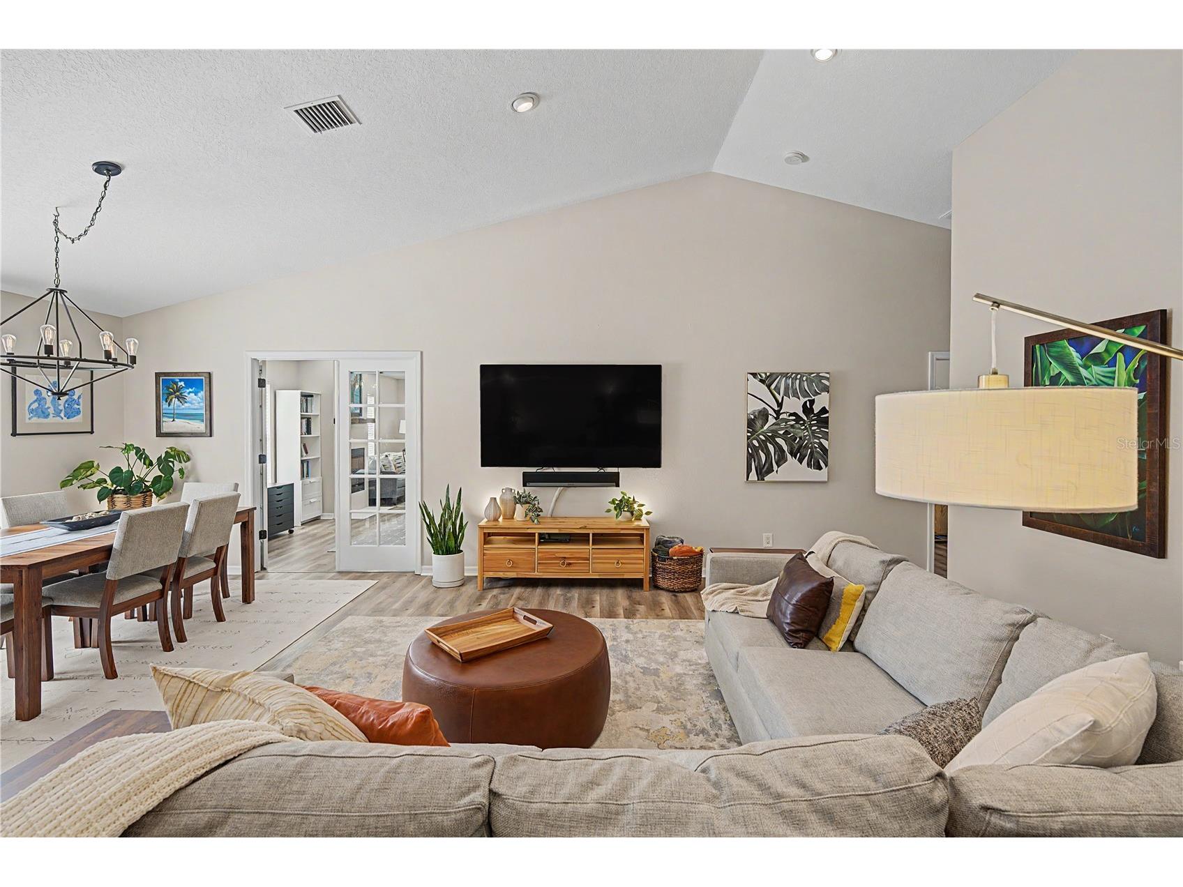 719 92nd Avenue N Saint Petersburg FL 33702 TB8521025 image9